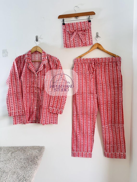Hand block printed cotton pajamas | women wear pajamas | women Night suit | lovely pink color | linen print PJ suit | Gift for Christmas.