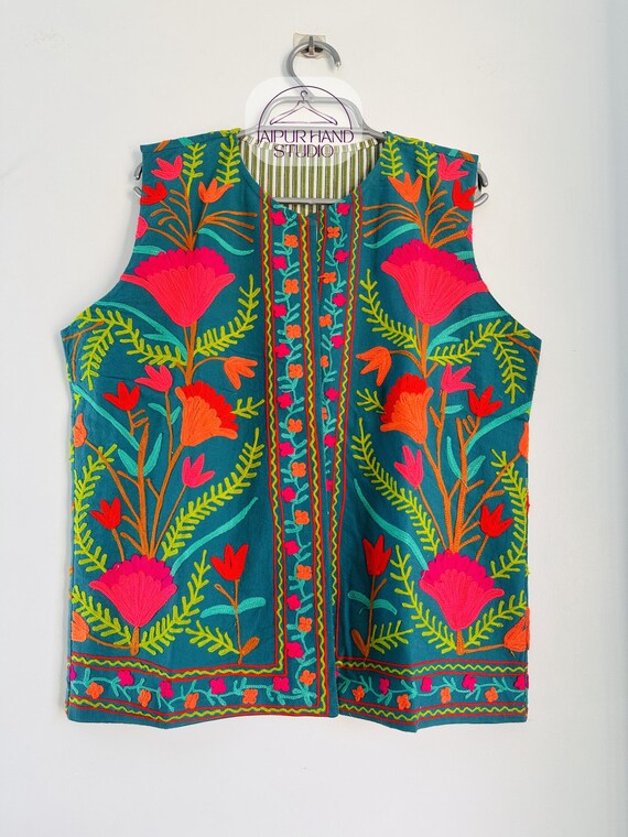 Indian handmade floral Embroidery suzani made sleeve less jacket | women wear vests | Pretty Outdoor jacket | Gift for Christmas.