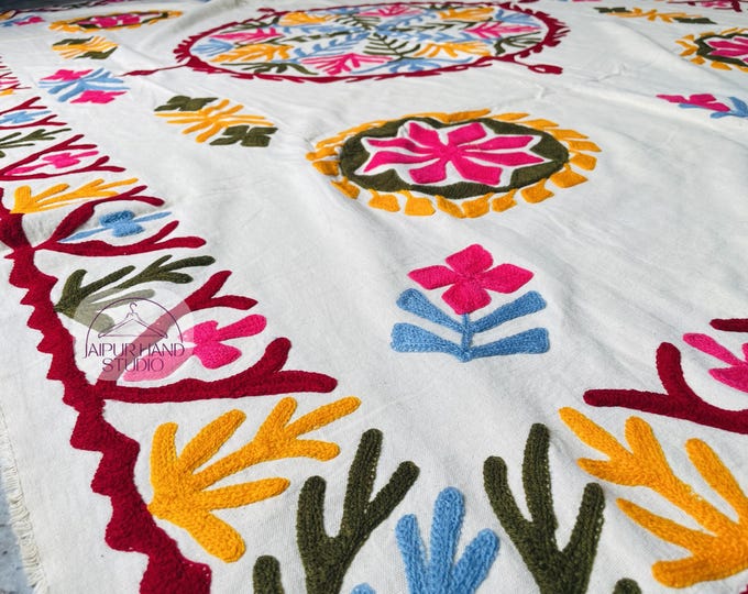 Unique design Embroidery suzani bedsheet | Floral Embroidery suzani bedspread | Suzani tapestry | Bridesmaid suzani | Gift for her.