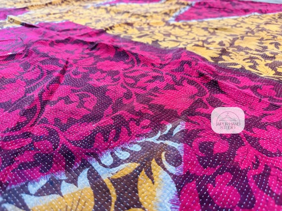 High quality old vintage kantha bedspread | Beautiful printed kantha blankets | Kantha reversible bedcover | Kantha tapestry | Gift for her.