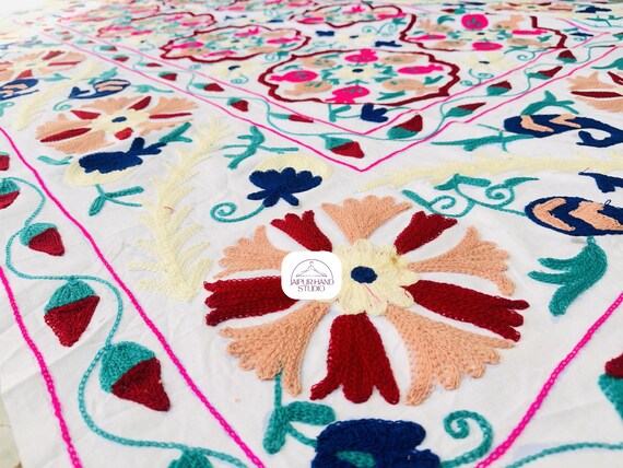 Uzbek suzani king size tapestry | Handmade Embroidery bedspread | Suzani table covers | Suzani wall hanging throws | Gift for Christmas.