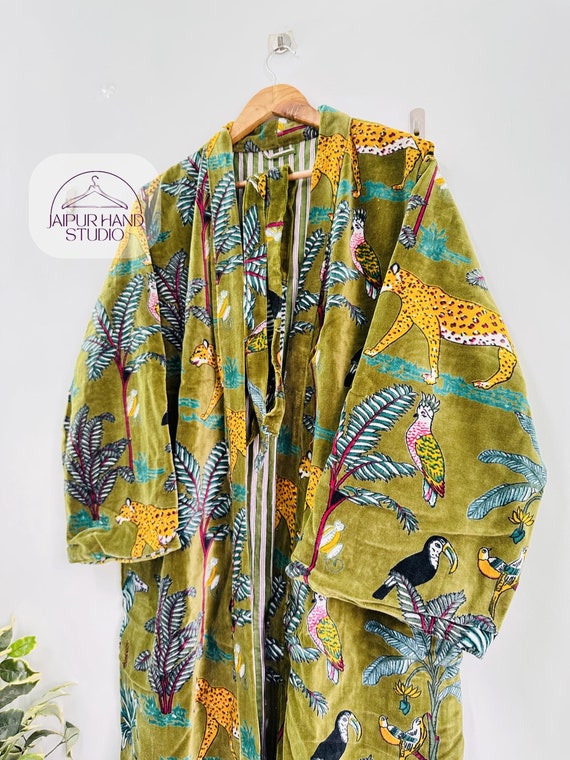 Green Jungle Print Velvet Kimono Robes, Morning Tea Velvet Coat, Bridesmaid Robe, Women Wear Cotton Velvet robe, Velvet Jacket, Bridal Robe
