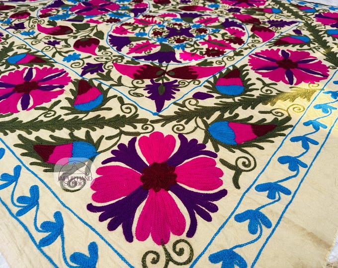 Uzbek suzani soft blankets | Handmade suzani bedspread | Suzani bedcovers | Floral Embroidery throws | Bridesmaid suzani | Gift for her.