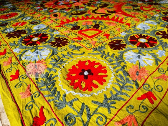 Uzbek suzani wall hanging throws | Handmade Embroidery bedsheet | suzani bedcovers | Suzani tapestry | Bridesmaid suzani | Gift for her.