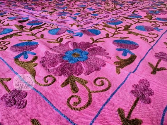 Uzbek suzani queen size pink tapestry | Unique ball design tapestry bedspread | Wall hanging throws | Bridesmaid suzani | Gift for her.