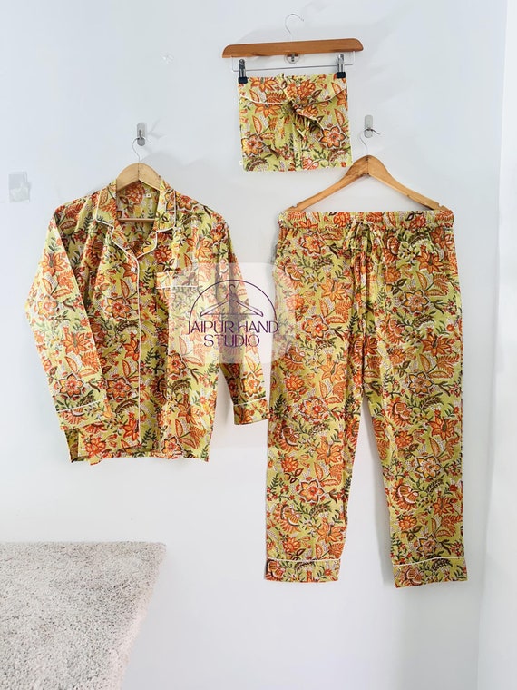 Summer wear pajamas for women wear| women Night suit | bridesmaid pajamas | handmade stitched pajamas | printed Pj suit | Gift for Christmas