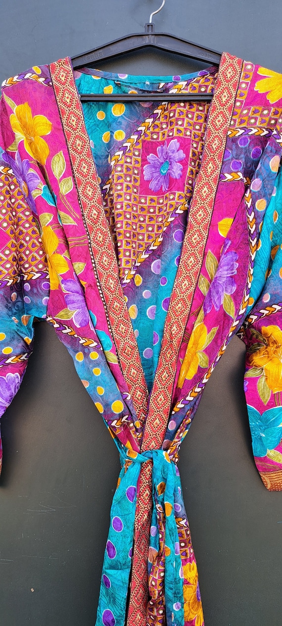 Traditional Indian Patchwork Silk Kimono Robe for women, indian sari silk kimono Woman silk kimono Vintage kimono,Silk dressing gown