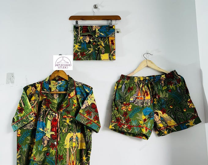 Green jungle print cotton pajama set | Women wear shorts and half shirt | Home wear comfortable pajamas | Bridesmaid Pj set | Gift for her.