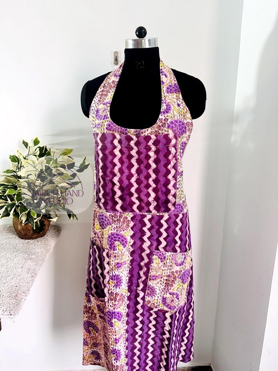New India's made Assorted kantha apron, Multi color apron, made by Indian vintage kantha fabric, 2 side pocket and 1 big front pocket, thank