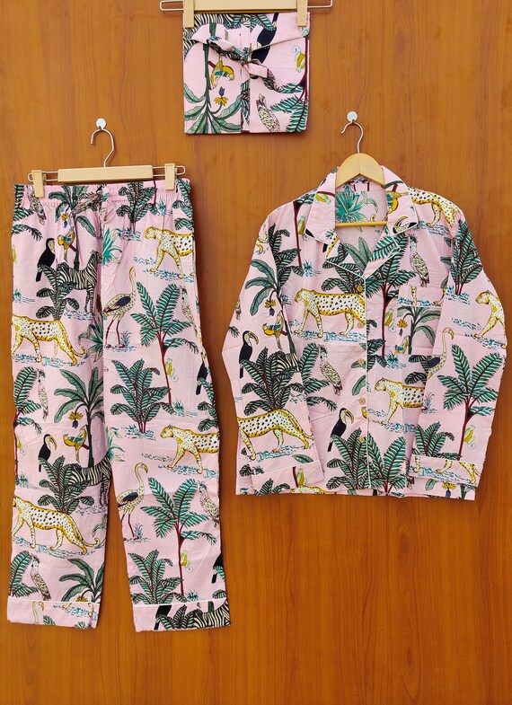 Animal Print Cotton Pajama Set Women Night Dress Pink Color Light Ultra-Soft Night Dress Women Cotton Pants Shirt Set With peking begs Set