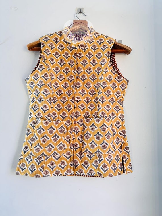 Block print kantha fabric vest | women wear vest | boho sleeve less jacket | wedding wear vest | Beautiful outdoor wear | Gift for Christmas