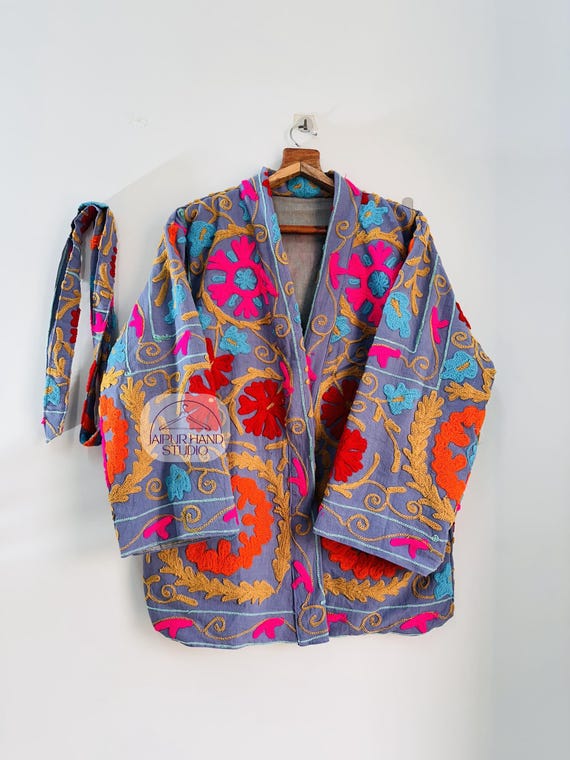 Uzbek Suzani Embroidered Short Kimono Robe | Suzani Short Jacket | Boho fashion Suzani Short coat | Winter Wear jacket | Gift for Christmas.