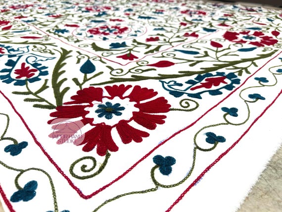 Home decor Uzbek suzani throws | Handmade wall hanging suzani | Floral Embroidery sofa and bedcovers | Bridesmaid suzani | Gift for her.
