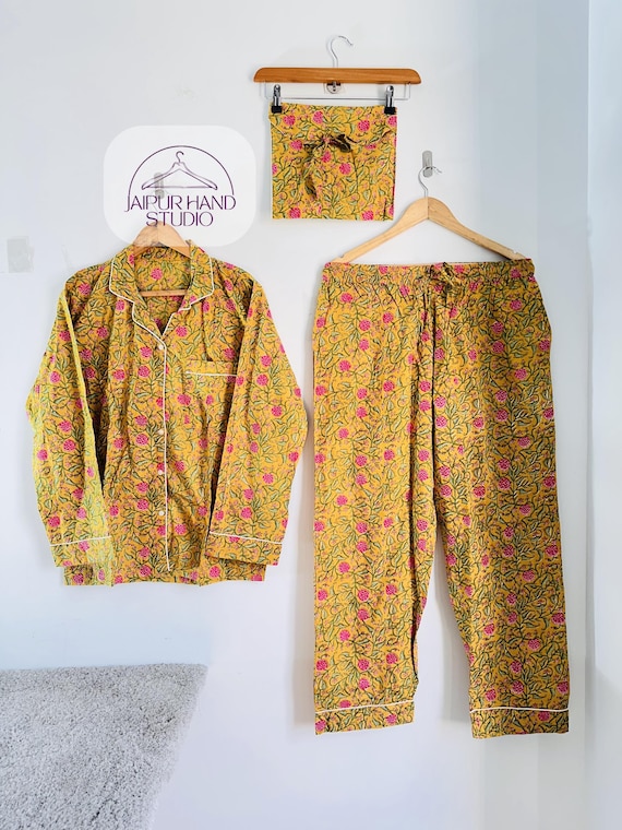 Floral printed pajamas | Indian cotton fabric maid Pj | long sleeve pajamas | cotton shirt, pajama and cotton bag | women night suit .