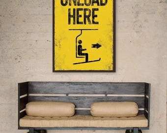 Retro Ski Wall Sign, Aluminum with Faux Rusty Edges (Extra Large)