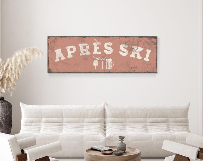 Coral Pink Apres Ski Sign - Cozy Cabin Bar Wall Art