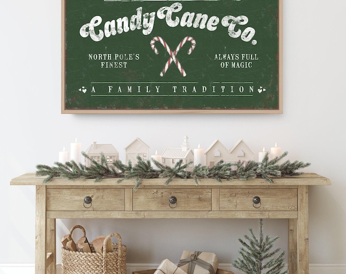 Kringle Family Candy Cane Sign: Dark Green Vintage Farmhouse Decor