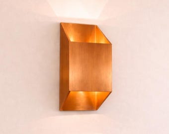 銅製壁掛け照明器具2個セット：屋内ホームデコレーション用、スチール底部、幅7インチのミニマルなデザインの照明器具。