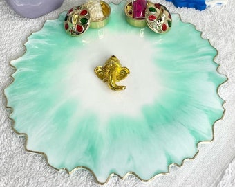 White And Green Resin Pooja Thali | Indian Handmade Decorative Pooja Thali  | unique Resin Thali | Resin Thalis For Wedding | Best Thali