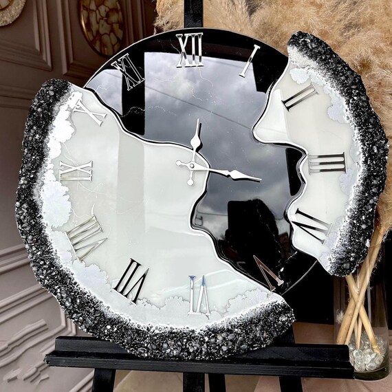 Resin Wall Clock Resin Wall Watch Personalized Resin Wall Watch Handmade Resin Watch Best Gift for Your Special Person Wall Decor Etsy