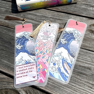 Morgen und Morgen und Morgen Lesezeichen mit Quaste, Buch Accessoire, Bücherwurm Geschenk, Handgefertigter laminierter Karton Papier Tracker
