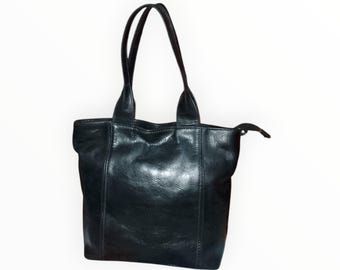 Bolso tote de cuero negro hecho a mano, bolso de hombro minimalista para uso diario.