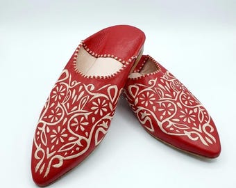 Traditional Moroccan Leather Slippers: Red & Beige Floral Embroidery