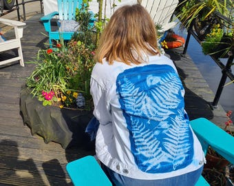 Chaqueta vaquera Cyanotype talla S Ferns (oversize), ropa de mujer reciclada, denim, fotografía alternativa, estampado solar