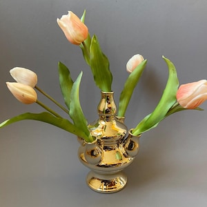 Dutch Art Vase, Modern Dutch design smal gold vase