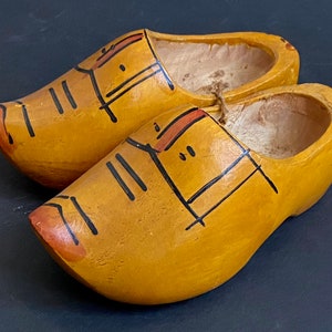 Dutch Wooden Holland Shoes, Traditional Footwear Clogs Slippers Wooden, Wood Klomp Clogs With Closed Back, Hand Carved Wood Clogs image 2