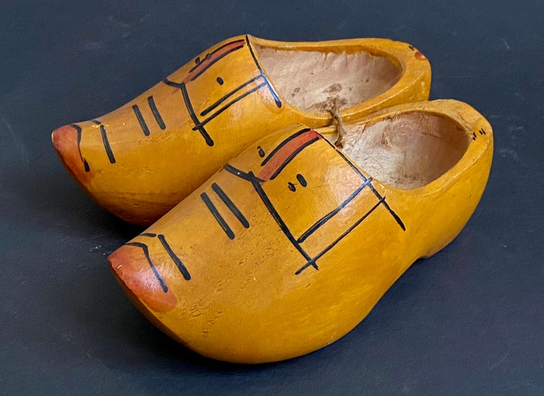 Dutch Wooden Holland Shoes, Traditional Footwear Clogs Slippers Wooden, Wood Klomp Clogs With Closed Back, Hand Carved Wood Clogs image 2