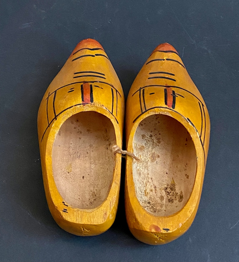 Dutch Wooden Holland Shoes, Traditional Footwear Clogs Slippers Wooden, Wood Klomp Clogs With Closed Back, Hand Carved Wood Clogs image 3