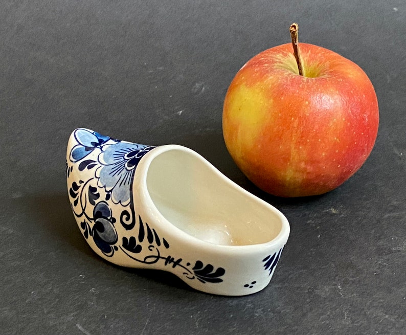 Traditionella skor Träskor Tofflor, Klomp Träskor Med Sluten Baksida, Handsnidade Träskor, Keramik bild 4