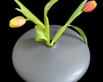 チューリップの花瓶、白いオランダのアート花瓶、モダンなオランダ