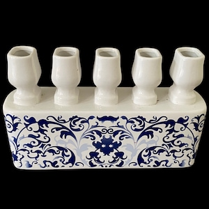 チューリップフラワーアレンジメント花瓶、青と白のオランダ