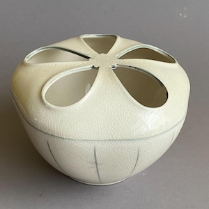 Tulip Flower Vase, White Dutch Art Vase, Modern Dutch design Tulip  Vase.