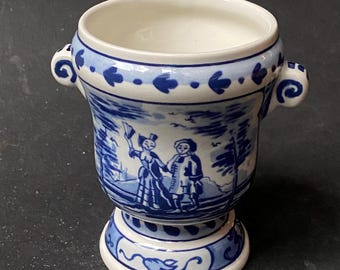デルフトブルーの花柄陶器プランター：ロイヤルスフィンクス オランダ