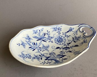 Cookie & Snack Serving Tray – Handcrafted in Blue and White