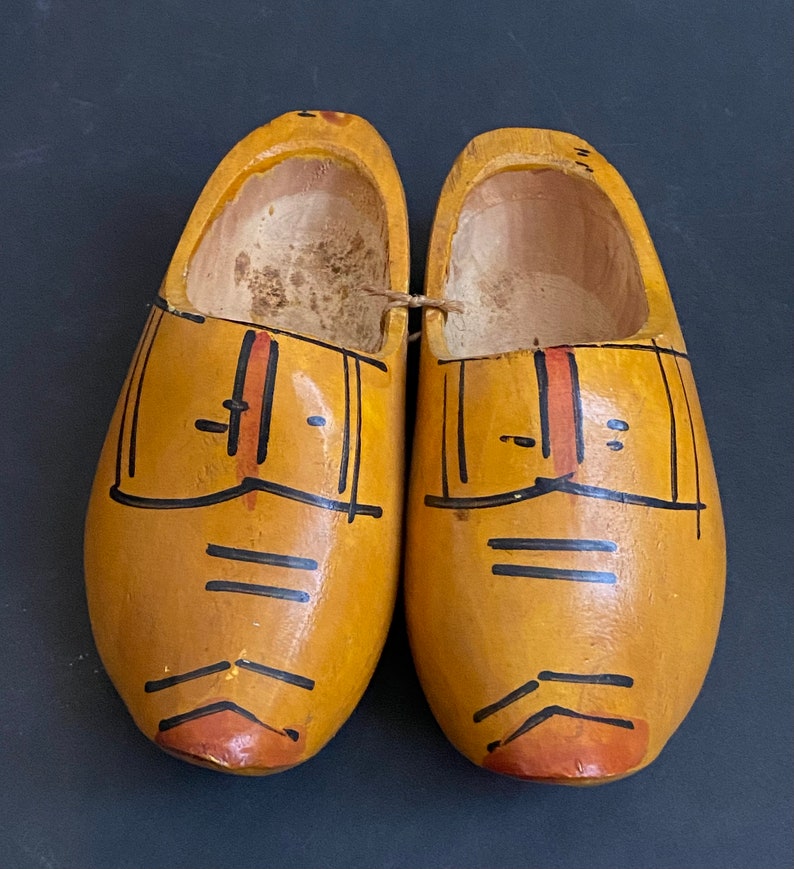 Dutch Wooden Holland Shoes, Traditional Footwear Clogs Slippers Wooden, Wood Klomp Clogs With Closed Back, Hand Carved Wood Clogs image 4