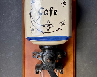 Dutch Delft Blue Coffee Bean Grinder, Manual Mill, Vintage Kitchen Tool, Unique Dutch Design, Coffee Lover Gift