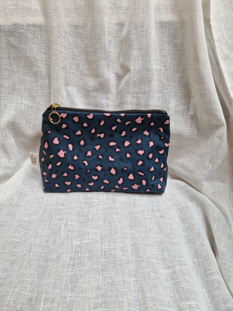 Intimate Toiletry Bag, Makeup Bag, Handmade Toiletry Bag, Toiletry Bag, Laminated Makeup Bag