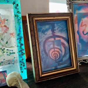 Cho-Ku-Rei 3x5 print in vintage frame