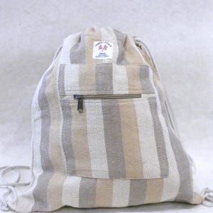 Mochila con cordón ajustable de algodón y cáñamo del Himalaya - Hecha a mano en Nepal - Moda ética y sostenible