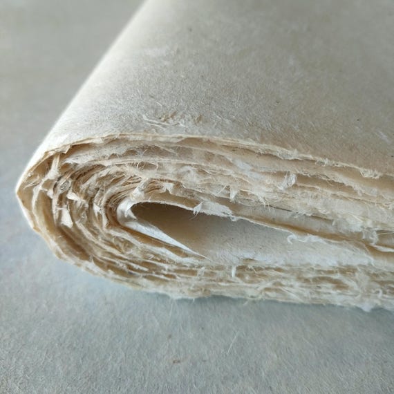 Papier Lokta Népalais 130g/m2 - 50x75cm / 20x30in - Papier artisanal texturé, épais et écologique pour reliure, DIY, abat jour, impression