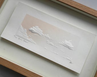 Blush Skies | Linoprint met reliëf van Pink Sky | Wolken | Originele handgemaakte linosnede kunst aan de muur | Pastelroze