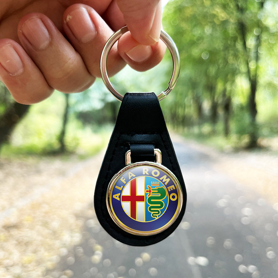 Alfa Romeo + Quadrifoglio Verde keychain by 3Dingo - MakerWorld