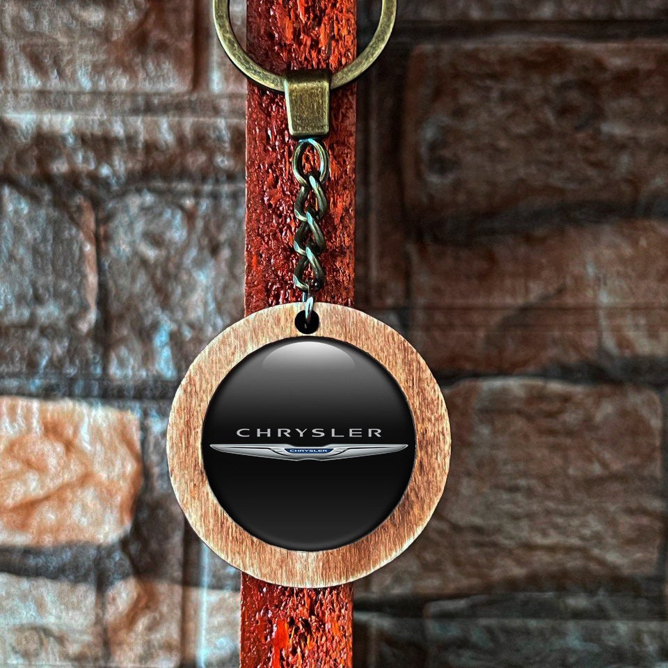 Chrysler 300 shop keychain