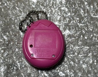バンダイ たまごっち 1997 メスっちピンク 日本語版 - Etsy 日本