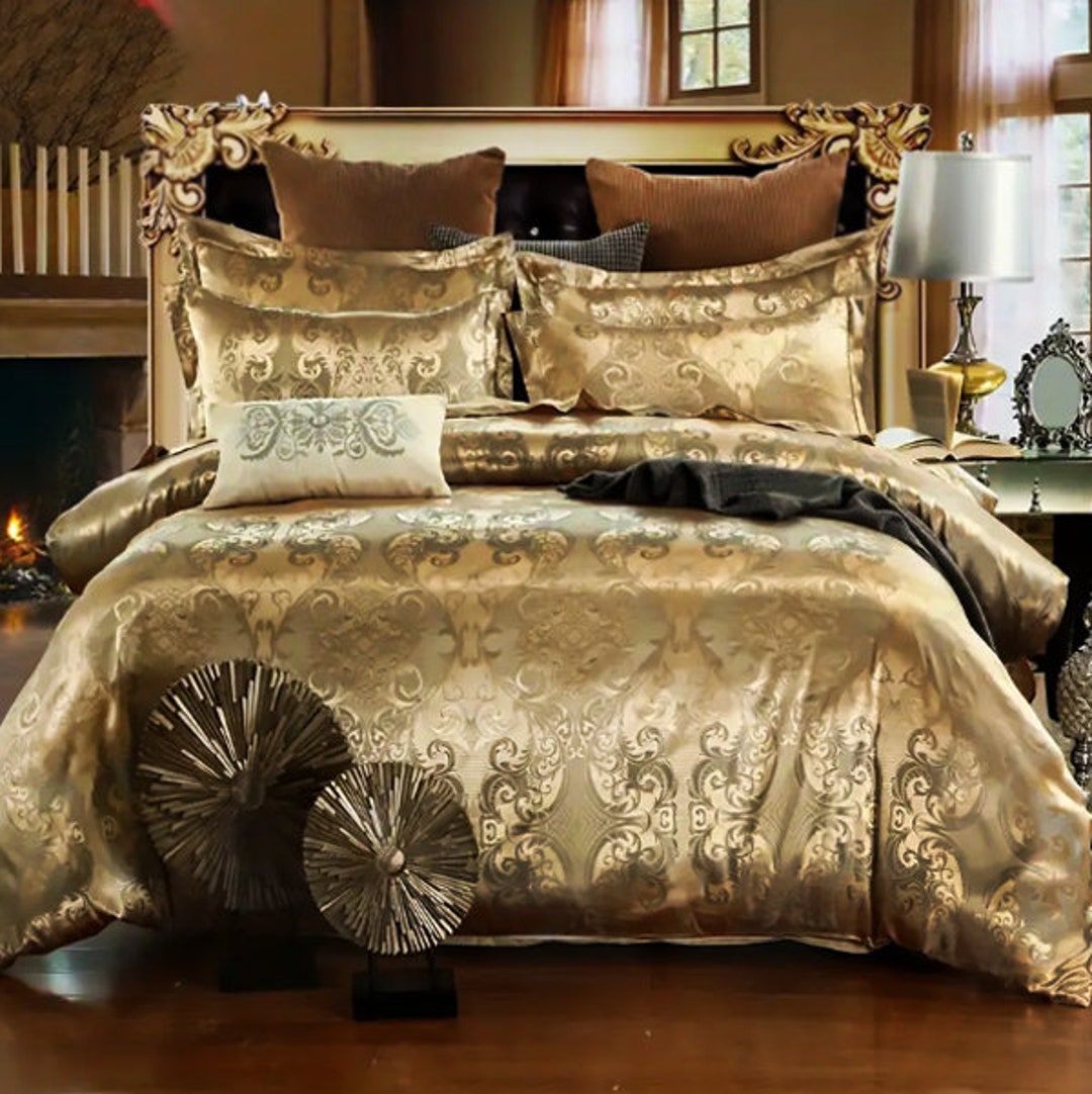 Luxurious Italiano Soft Satin 3 Pc Comforter Set Trendy Bedding Set, 3