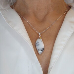 Opal necklace, Opal pendant, 925 silver, minimalist necklace, natural stone jewelry, semi-precious stone jewelry
